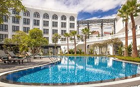 Khách sạn Silk Path Grand Huế